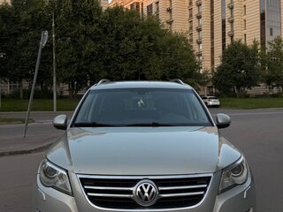 2010 Volkswagen Tiguan I, серебристый, 900000 рублей, вид 1