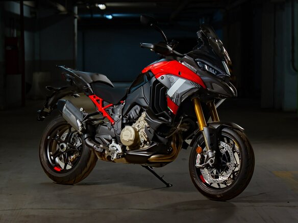 2026 Ducati Multistrada V4, красный, 3690000 рублей