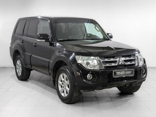 2014 Mitsubishi Pajero IV Рестайлинг 1, чёрный, 1990000 рублей, вид 3