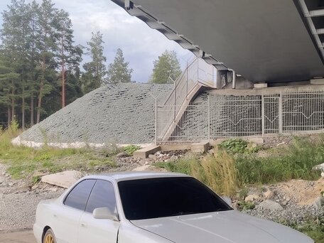 1991 Toyota Vista III (V30), серый, 250000 рублей, вид 1