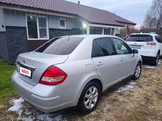 2010 Nissan Tiida I Рестайлинг, серебристый, 790000 рублей, вид 2