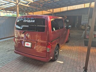 2012 Nissan NV200, пурпурный, 1550000 рублей, вид 3