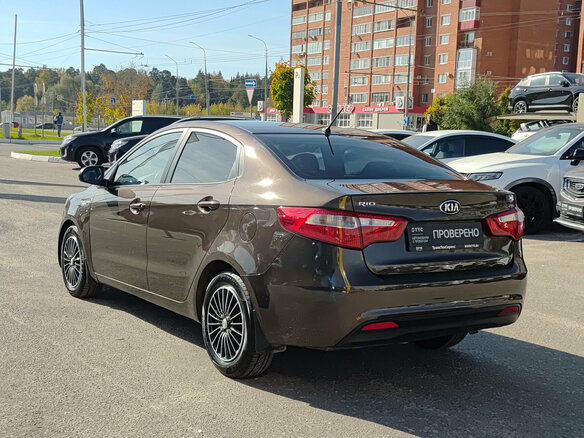 2014 Kia Rio 6-speed III, коричневый, 825000 рублей - вид 6