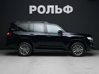 2022 Toyota Land Cruiser 300 Series, чёрный, 9890000 рублей, вид 5