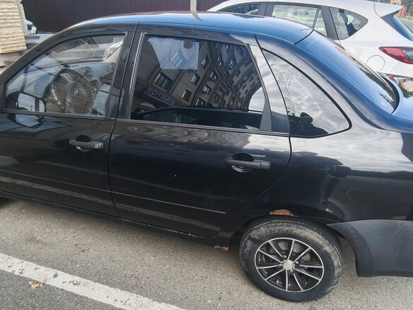 2012 Lada (ВАЗ) Granta I, серебристый, 280000 рублей - вид 5