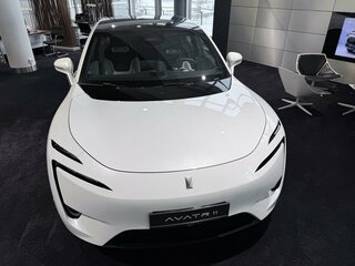 2025 Avatr 11 116 kWh I, белый, 8110000 рублей, вид 2