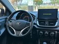 2023 Toyota Yaris L X XP150 Рестайлинг, белый, 1450000 рублей - вид 9