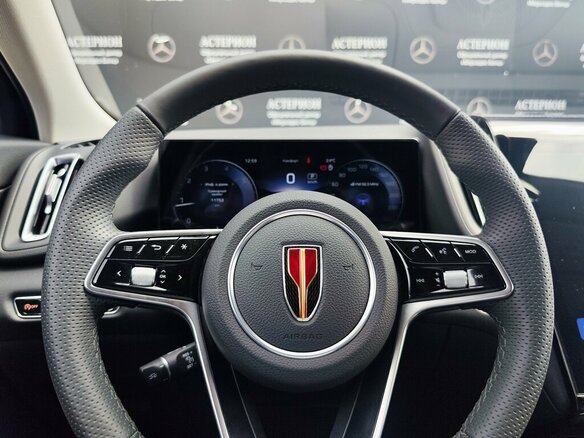 2025 Hongqi HS3, чёрный, 2900000 рублей - вид 18
