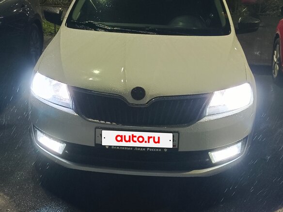 2016 Skoda Rapid I, белый, 650000 рублей - вид 4