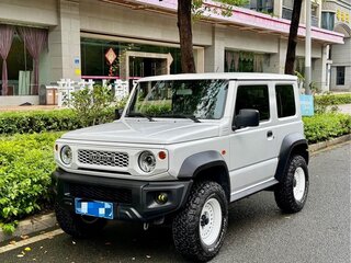 2022 Suzuki Jimny IV, белый, 2850000 рублей, вид 2