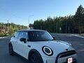 2022 Mini Hatch Cooper D III (F55/F56) Рестайлинг 2, белый, 2220000 рублей - вид 2