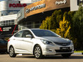 2015 Hyundai Solaris I Рестайлинг, серебристый, 1058000 рублей - вид 1