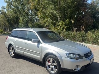 2004 Subaru Outback III, серебристый, 750000 рублей, вид 1