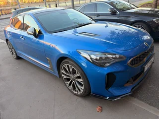 2018 Kia Stinger I, синий, 3000000 рублей, вид 2
