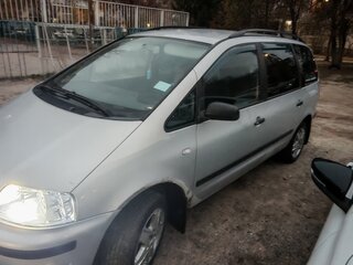 2003 Volkswagen Sharan I Рестайлинг, серебристый, 400000 рублей, вид 1
