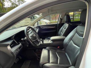2016 Cadillac XT5 I, белый, 2400000 рублей, вид 4