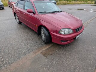 1998 Toyota Avensis I, пурпурный, 359000 рублей, вид 1