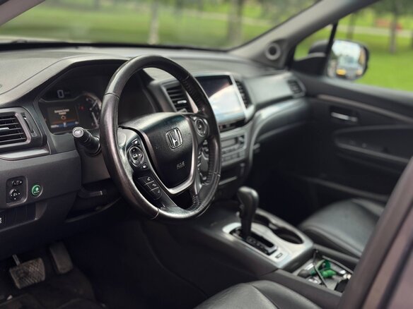 2018 Honda Pilot 9AT III Рестайлинг, серый, 2350000 рублей - вид 9