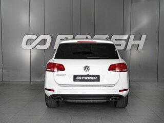2012 Volkswagen Touareg II, белый, 2359000 рублей, вид 4