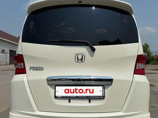2009 Honda Freed I, белый, 900000 рублей, вид 2
