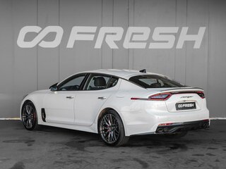 2018 Kia Stinger I, белый, 2415000 рублей, вид 2