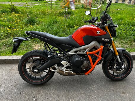 2014 Yamaha MT-09 (FZ-09), оранжевый, 700000 рублей, вид 1