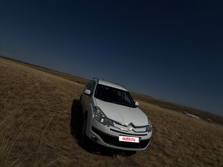 2010 Citroen C-Crosser, белый, 750000 рублей, вид 4