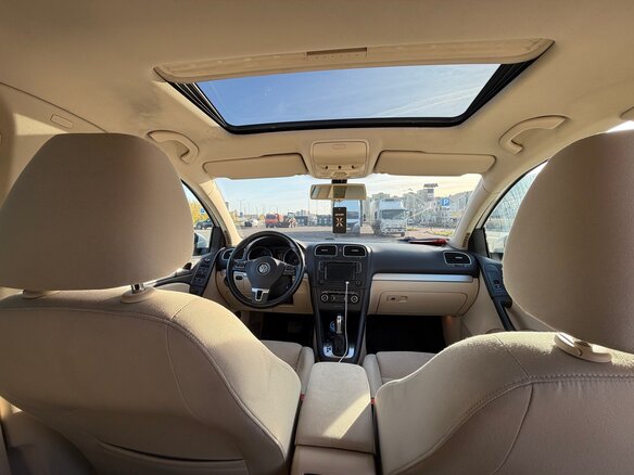 2012 Volkswagen Golf VI, белый, 700000 рублей - вид 13