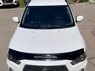 2010 Mitsubishi Outlander II Рестайлинг, белый, 1250000 рублей, вид 2
