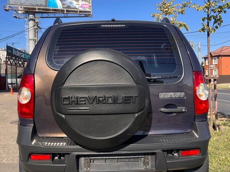 2013 Chevrolet Niva I Рестайлинг, коричневый, 650000 рублей, вид 5