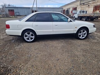 1997 Audi A6 I (C4), белый, 700000 рублей, вид 2