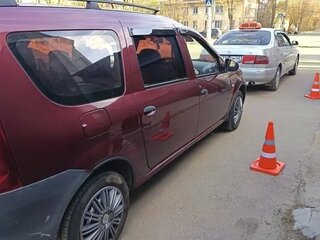 2014 Lada (ВАЗ) Largus I, красный, 450000 рублей, вид 4