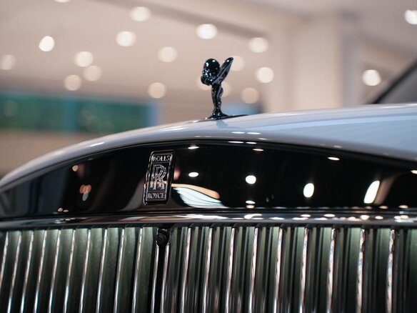 2025 Rolls-Royce Cullinan Black Badge I Рестайлинг (Series II), чёрный, 49000000 рублей - вид 23