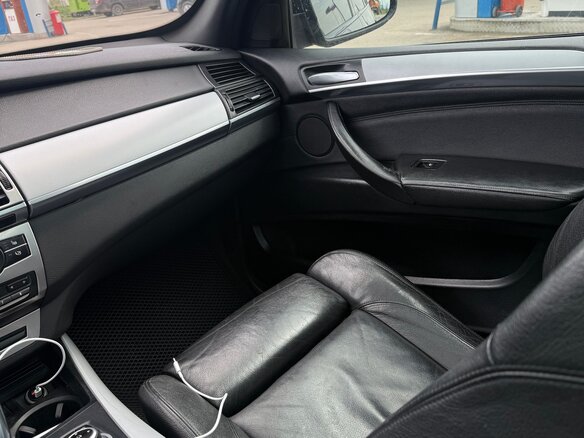2010 BMW X5 30d II (E70) Рестайлинг, чёрный, 1400000 рублей - вид 1