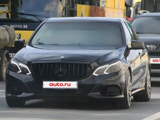 2013 Mercedes-Benz E-Класс 200 IV (W212, S212, C207) Рестайлинг, чёрный, 1650000 рублей, вид 1