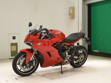 2017 Ducati Supersport, красный, 877000 рублей, вид 4