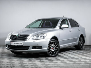 2010 Skoda Octavia DSG7 II (A5) Рестайлинг, серебристый, 650000 рублей, вид 1