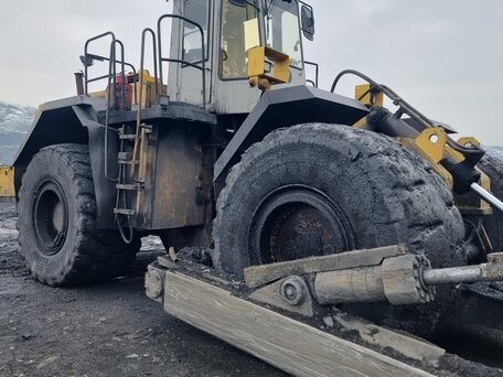 2006 БЕЛАЗ 7823, жёлтый, 9000000 рублей, вид 4