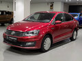 2017 Volkswagen Polo V Рестайлинг, красный