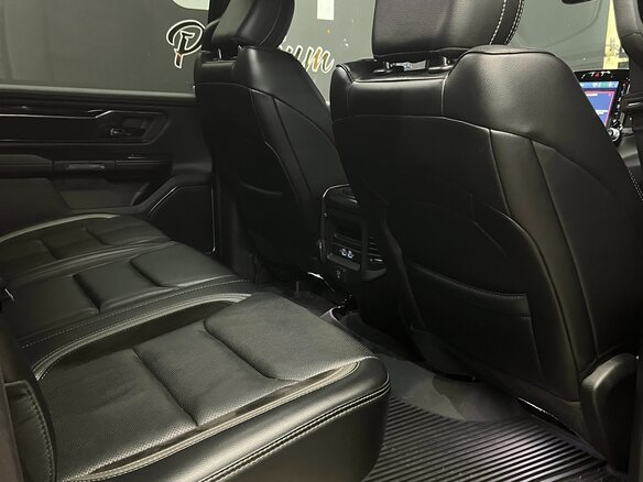 2022 Ram 1500 Crew Cab V, красный, 5900000 рублей - вид 12
