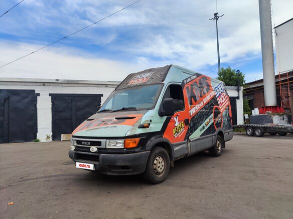 2004 Iveco Daily, зелёный, 700000 рублей - вид 1