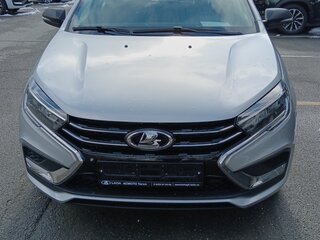 2026 Lada (ВАЗ) Vesta I Рестайлинг (NG), серебристый, 1601000 рублей, вид 3