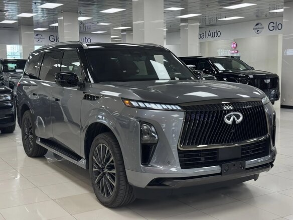 2026 Infiniti QX80 II, серый, 16500000 рублей - вид 2