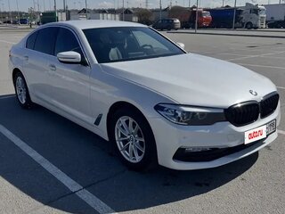 2018 BMW 5 серии 520d xDrive VII (G30/G31/G38), белый, 2890000 рублей, вид 1