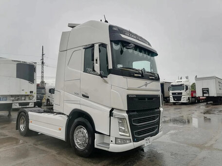 2017 Volvo FH, белый, 8100000 рублей, вид 1