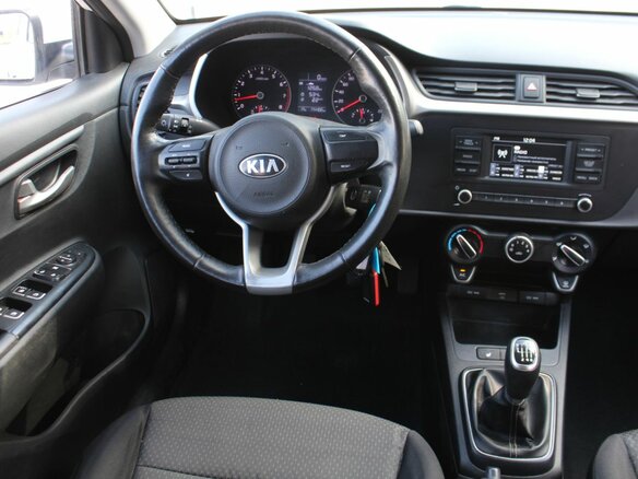 2021 Kia Rio X IV Рестайлинг, белый, 1320000 рублей - вид 16