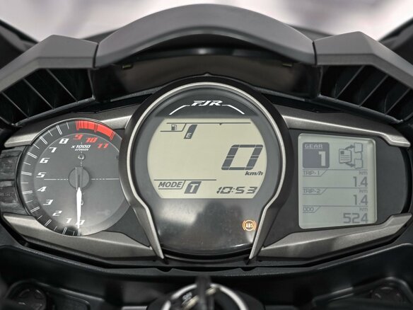 2018 Yamaha FJR1300, серебристый - вид 8