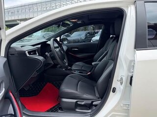 2022 Toyota Levin XII (E210) Рестайлинг, белый, 1630000 рублей, вид 4