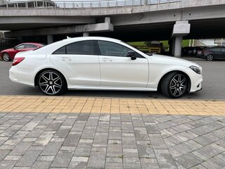 2016 Mercedes-Benz CLS 400 II (C218) Рестайлинг, белый, 3277000 рублей, вид 4