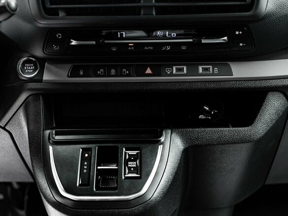 2025 Peugeot Traveller Long I Рестайлинг, серый, 6990000 рублей - вид 38